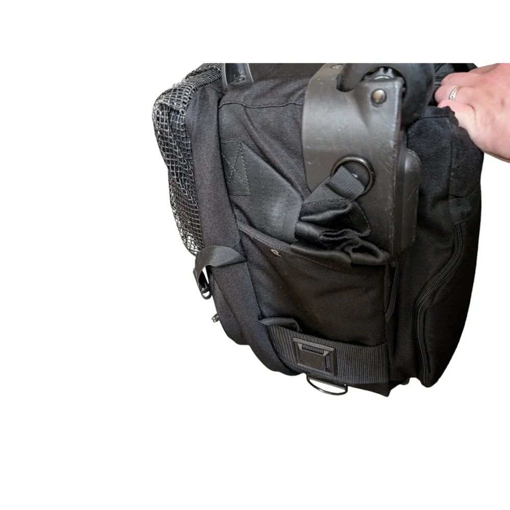 Tamrac 5265 CyberPack Express Rolling Photo/Computer Backpack (Black)
